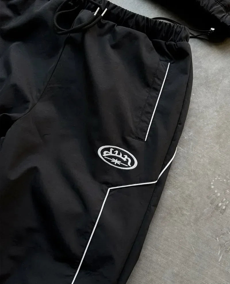 Ensemble streetwear ample et polyvalent